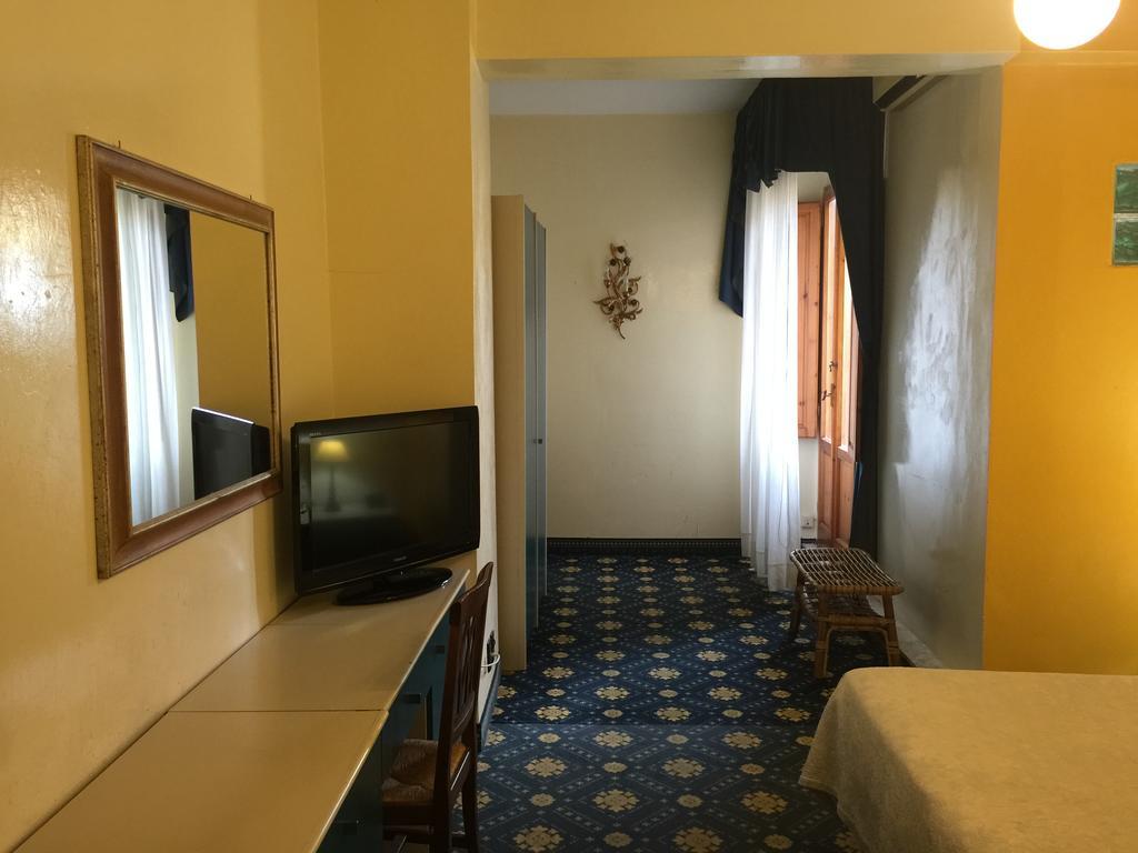 מונטה קטיני טרמה Hotel Corallo מראה חיצוני תמונה